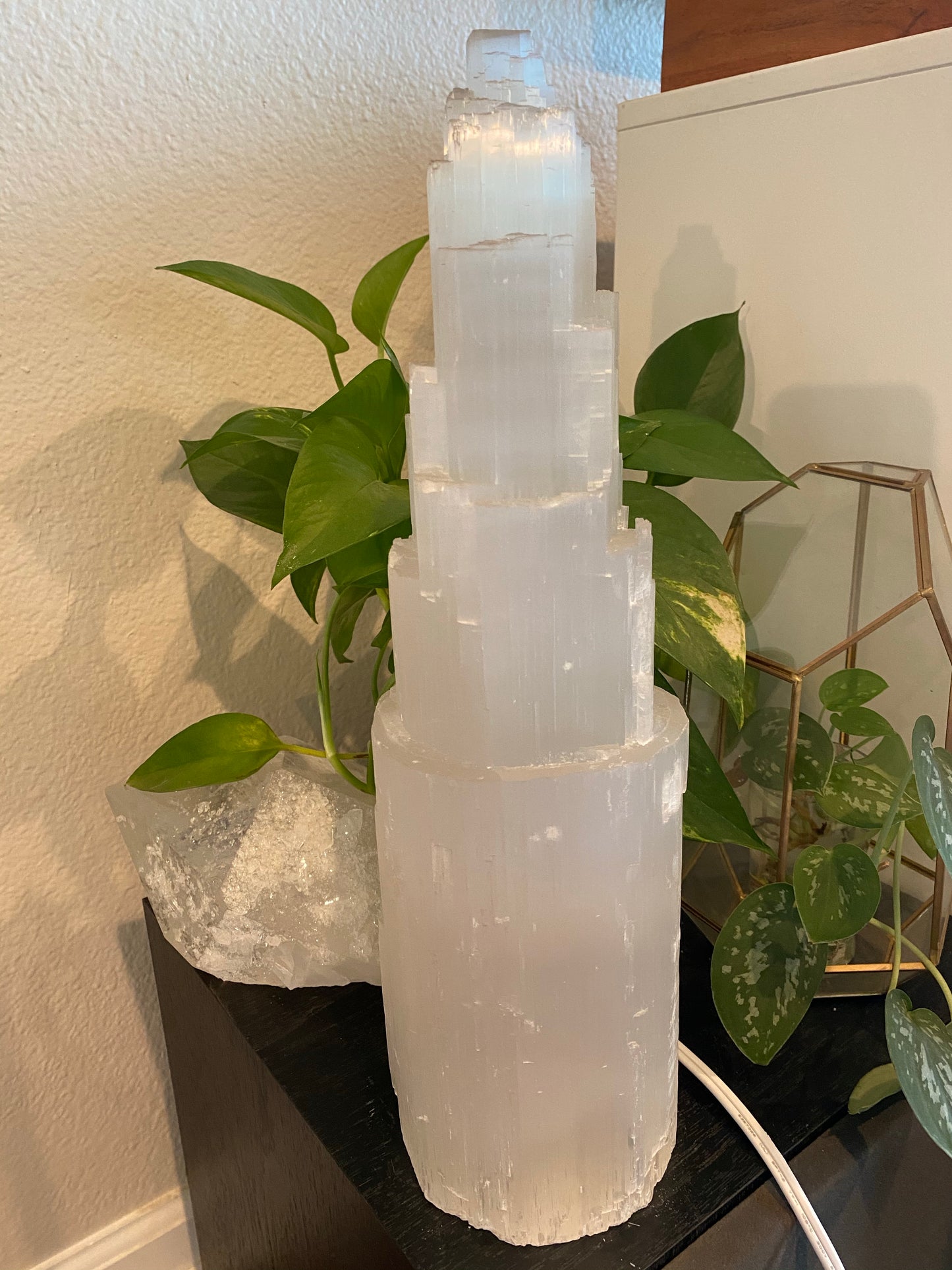 Selenite Tower Lamp no