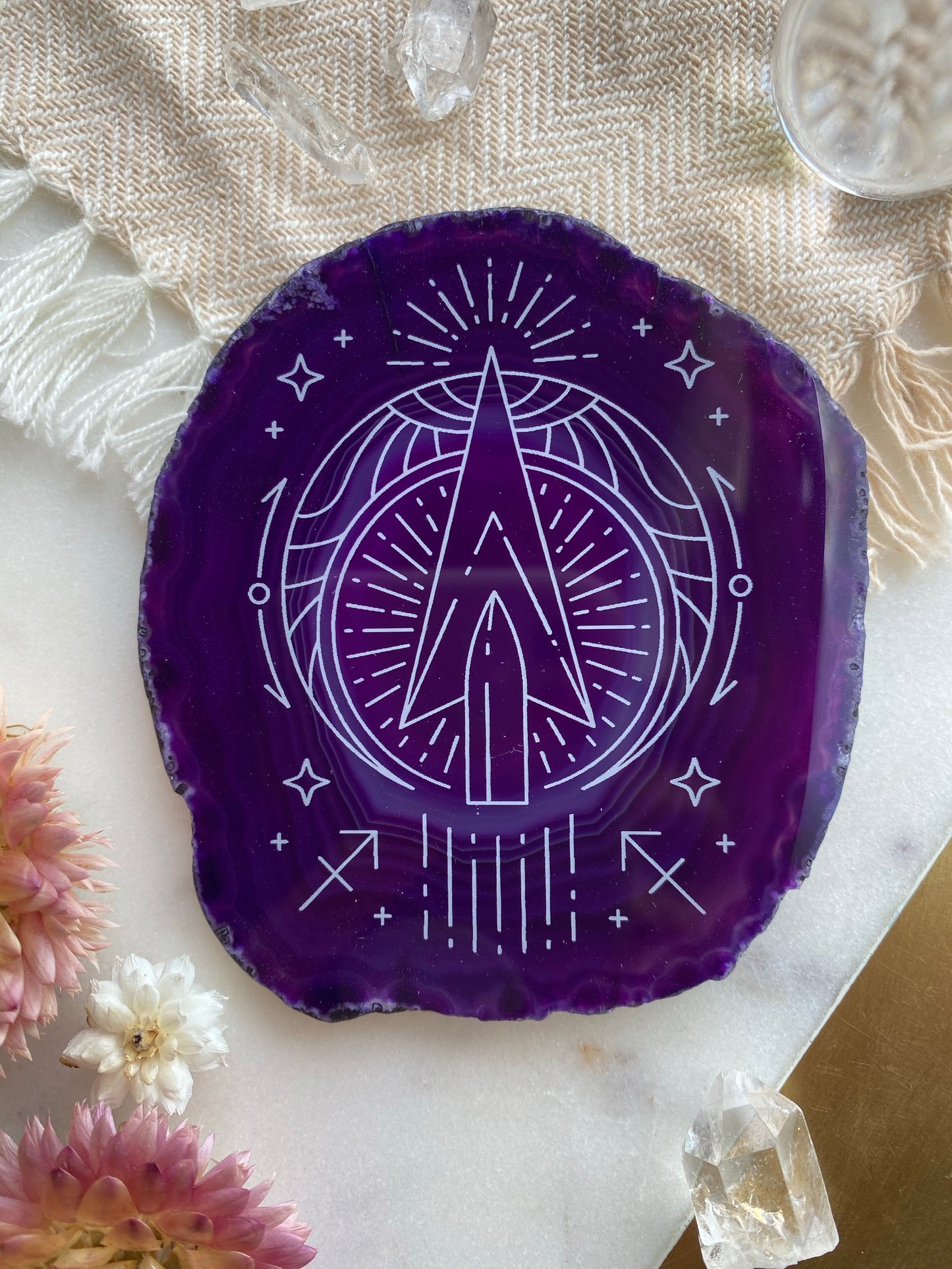"Intent" Sagittarius Arrow Zodiac Agate Slices - Round - Fractalista Designs