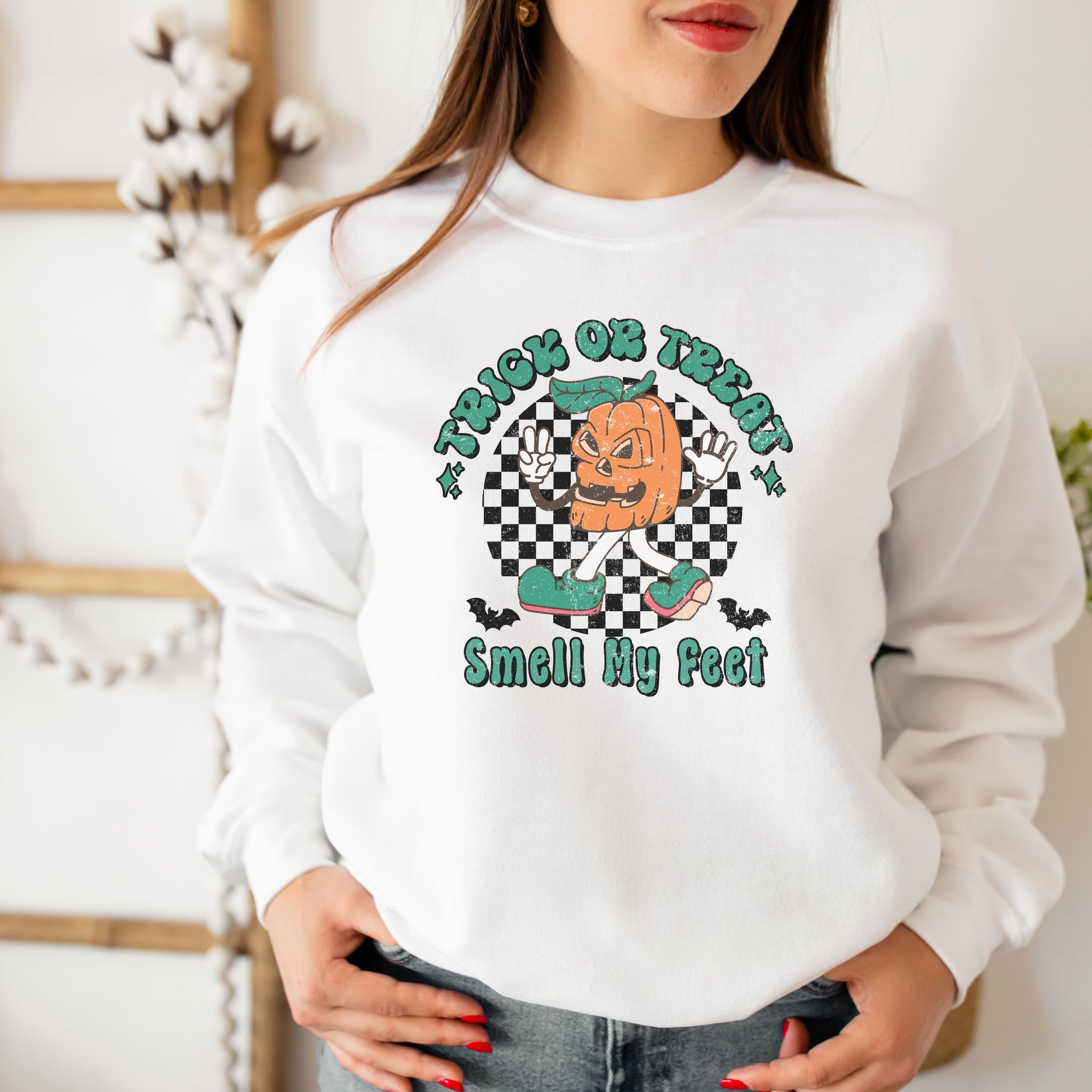 Halloween crewneck outlet sweatshirt