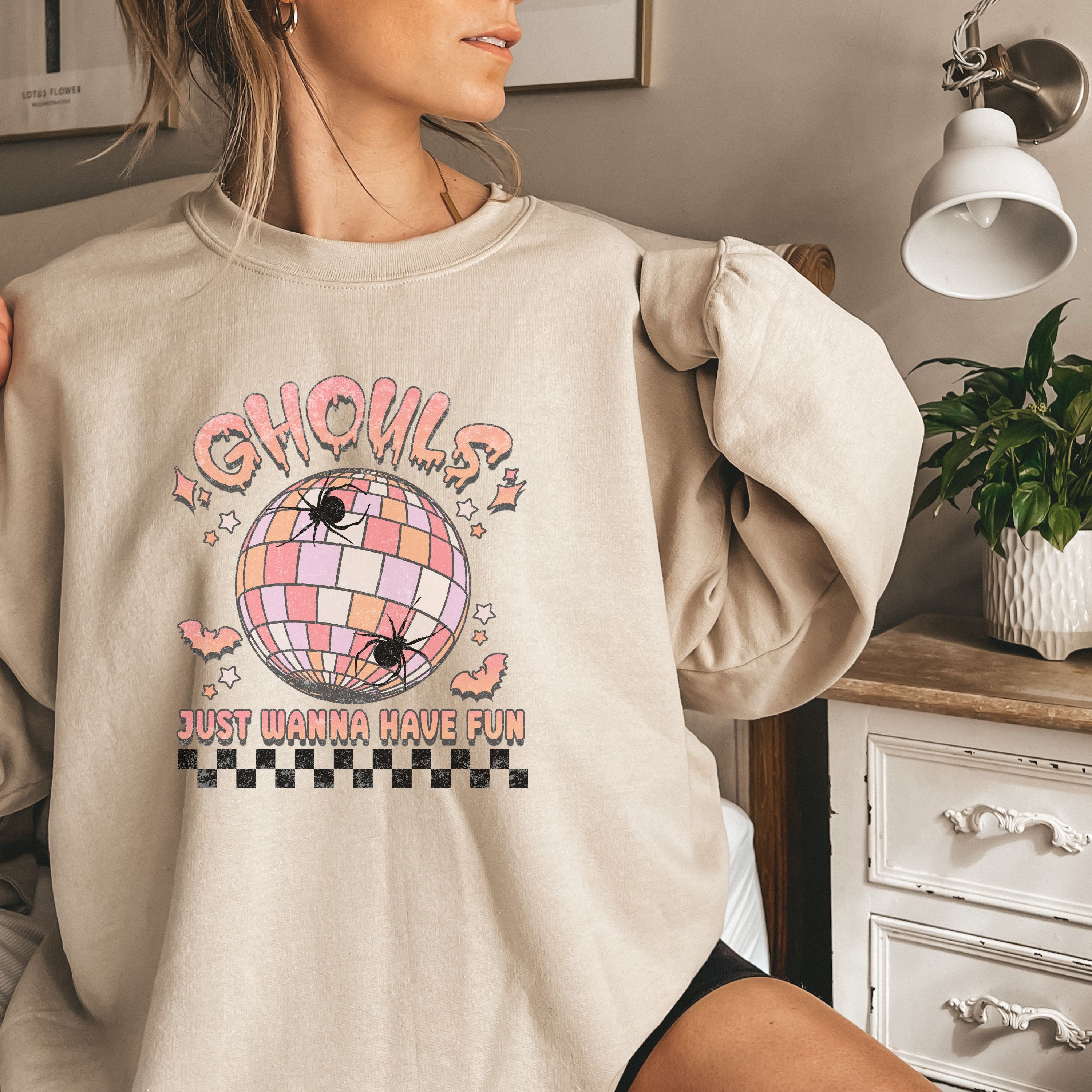 Halloween crewneck online