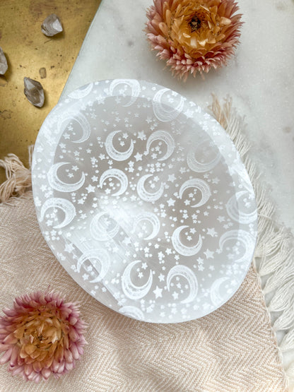 "Henna Prayer" Oval Selenite Satin Spar Offering Bowl Trinket Dish - Fractalista Designs