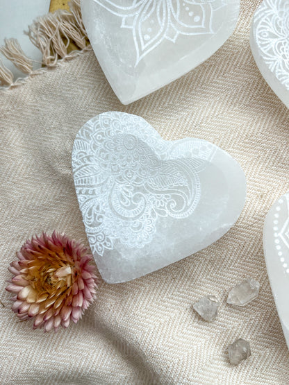 "Henna Prayer" Heart-Shaped Selenite Offering Bowl Jewelry Trinket Dish Mother's Day Gift - Fractalista Designs