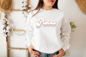 Pisces Astrology Oversized sweatshirt, Retro Rainbow Pisces Birthday Gifts for Pisces woman, Pisces Zodiac gifts Horoscope gifts, Horoscope Sweatshirt
