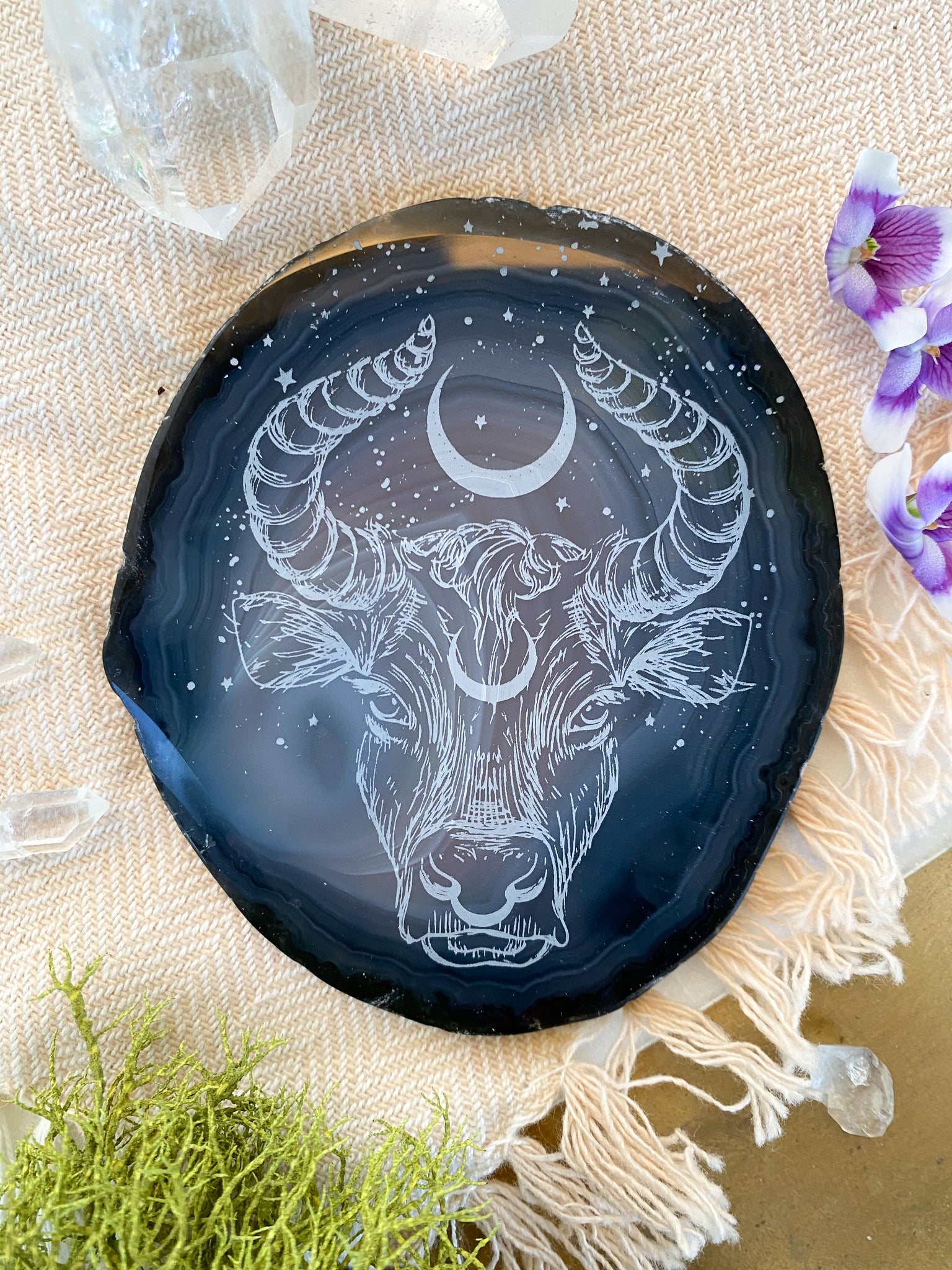 Grounded Taurus Bull Goddess Zodiac Astrology Agate Slices Pendant on Stainless Steel Chain / Black