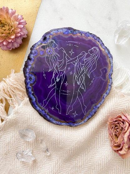 "Dynamic" Gemini Goddess Twins Zodiac Astrology Agate Slices - Fractalista Designs