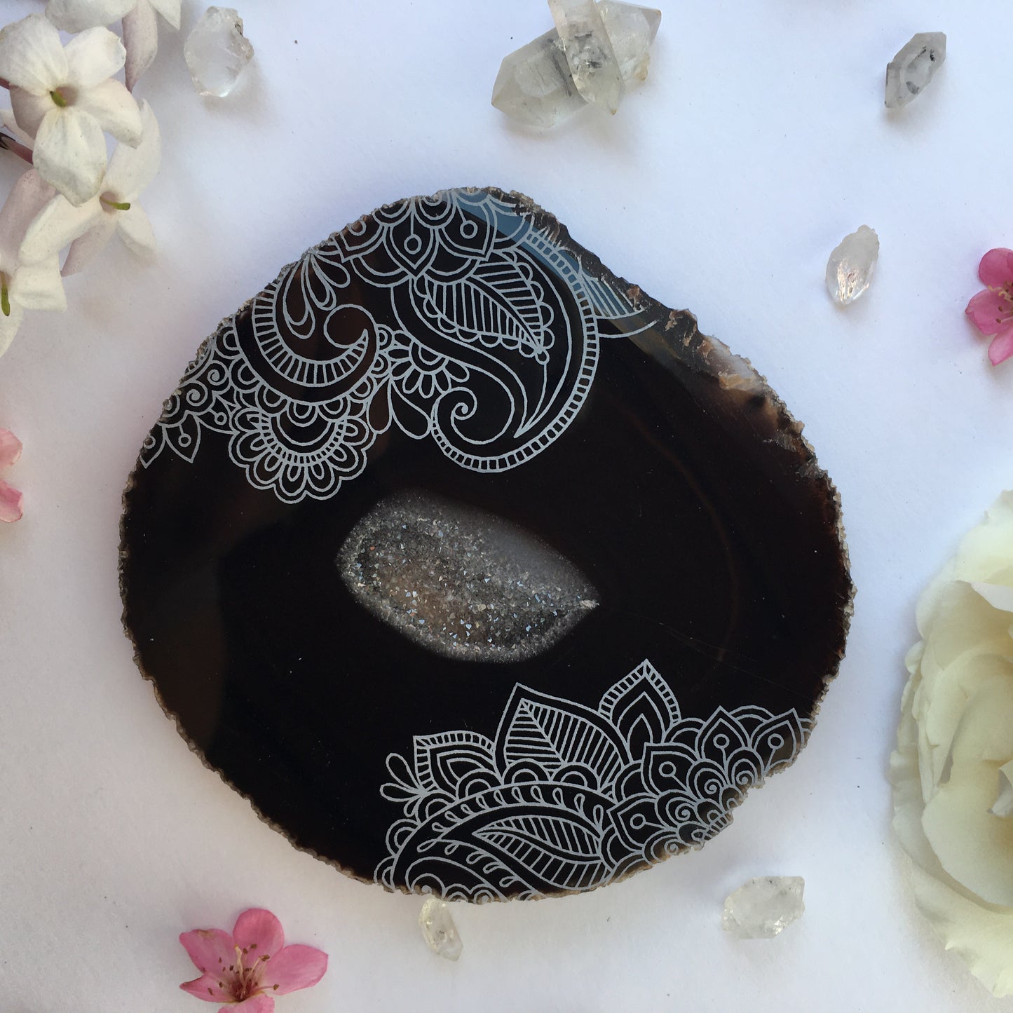 “Henna Prayer” Floral Agate Slices with Druzy Center - Flower Essence Collection
